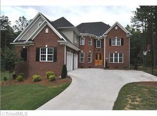 2132 Summerlyn Park Dr, Kernersville, NC 27284