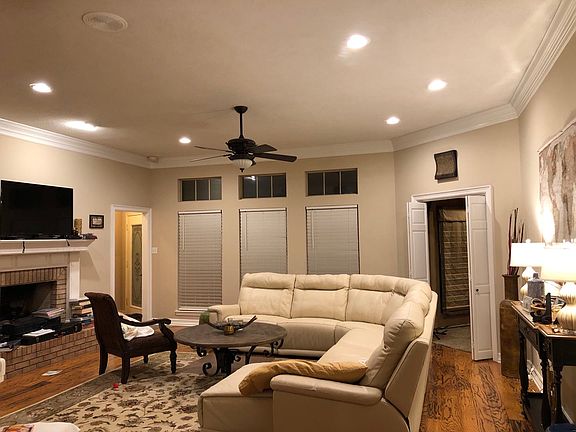 4th image of 1600 Tall Timber Dr