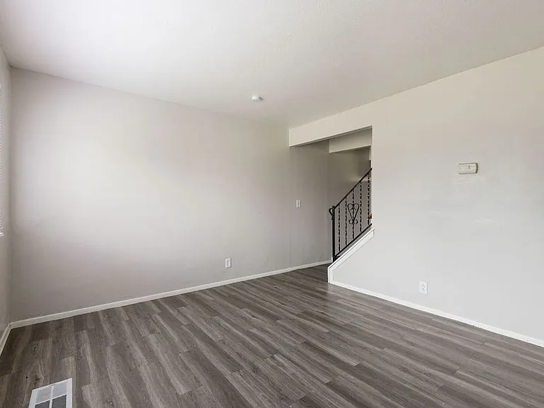 5568 Perkins Rd — Photo 16