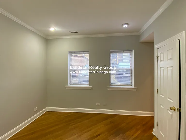 2242 W Morse Ave #G — Photo 3