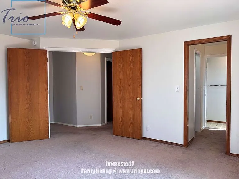 694 Driftwood Dr — Photo 8