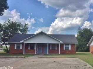 810 McCulloch St APT B, Beebe, AR 72012