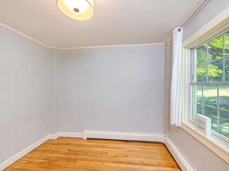 4 Hydeville Rd #1 — Photo 11