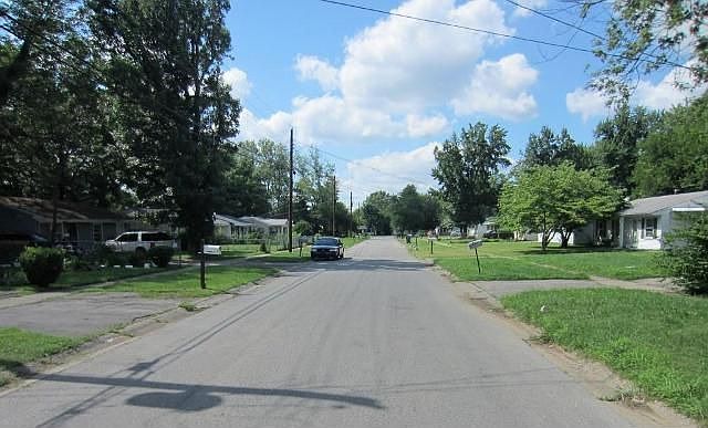 2nd image of 5219 Cedrus Cir