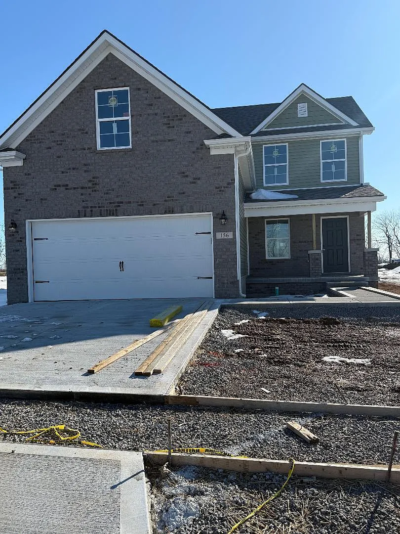4 bed, 2.5 bath, 2100 sqft, $2,450 — Photo 1