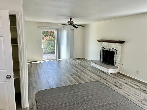 5th image of 8672 Viceroy Cir