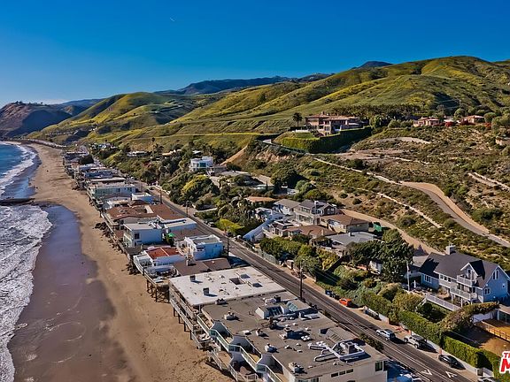 5th image of 25129 Malibu Rd