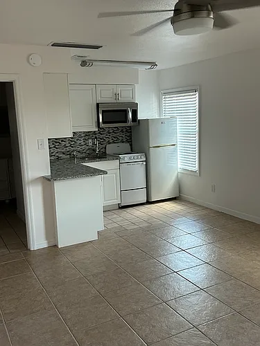 610 Georgetown Dr #10 Photo 1