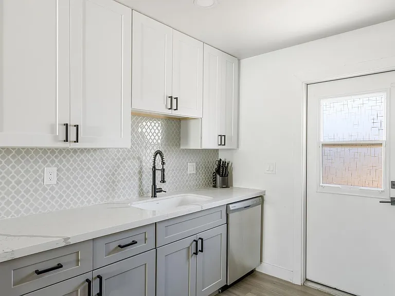 6616 E Avalon Dr #4 — Photo 7