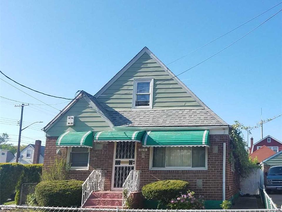 1st image of 11215 223rd St