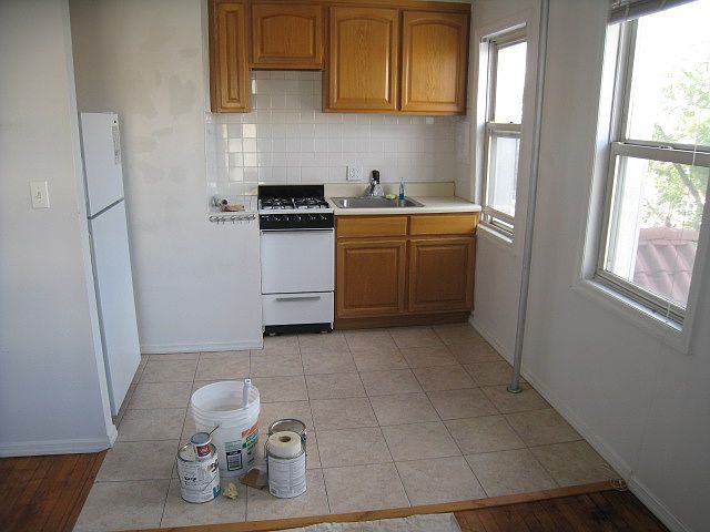 1st image of 2111 24th St APT 3