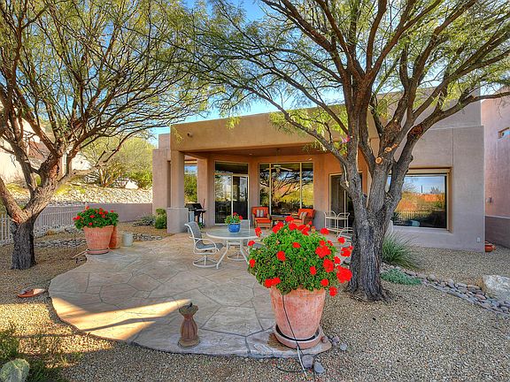 4th image of 6217 N Ventana View Pl