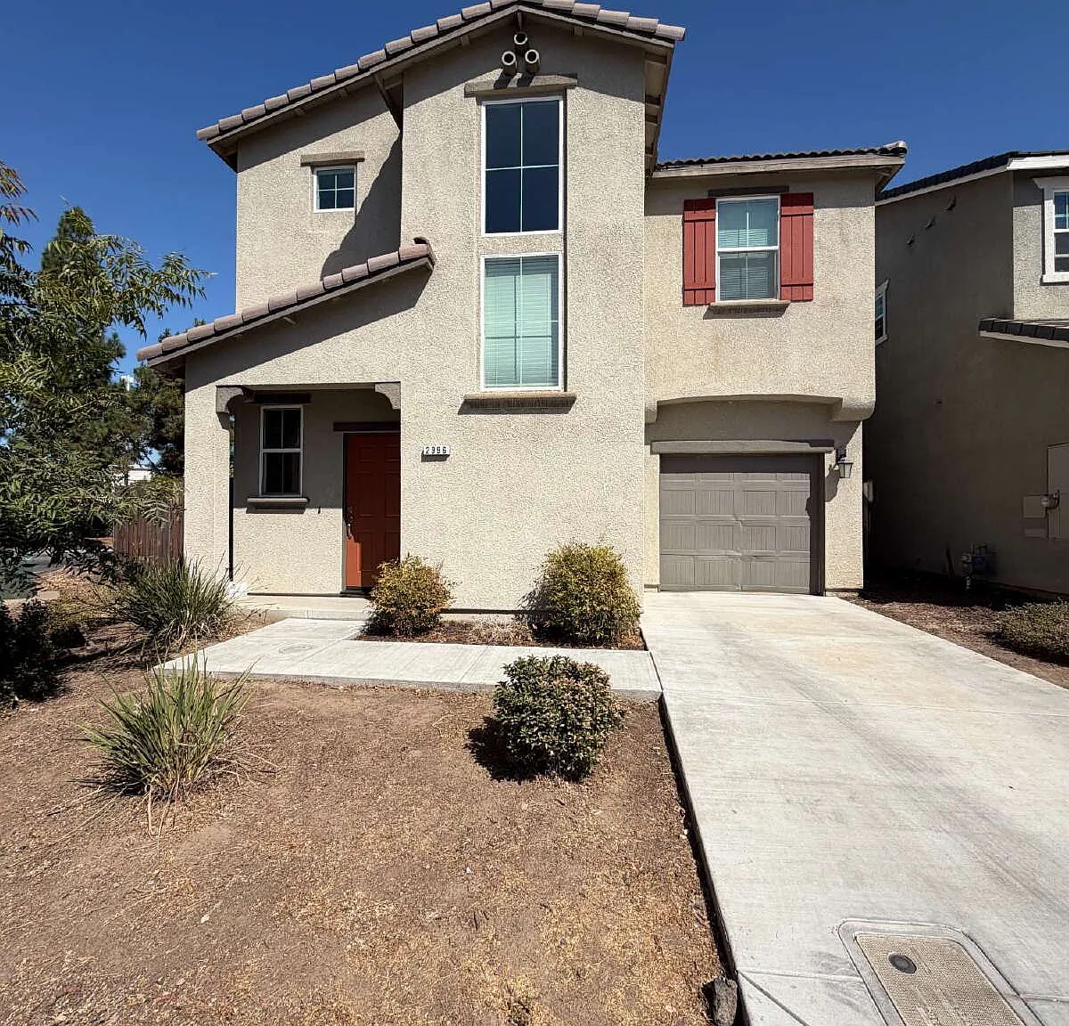 3 bed, 2.5 bath, 1401 sqft, $2,000 — Photo 3