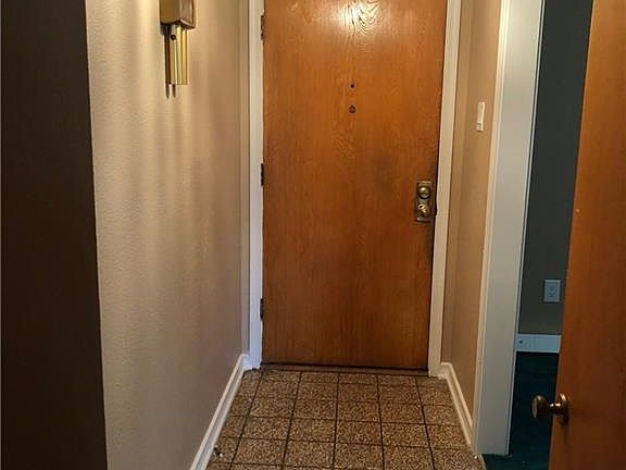 2nd image of 2360 Greenland Dr