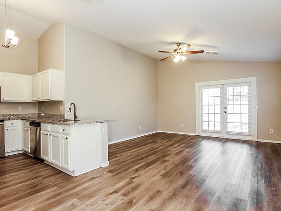 3rd image of 2518 W Wrangler Way