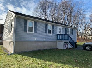 11 Horton St, Amesbury, MA 01913