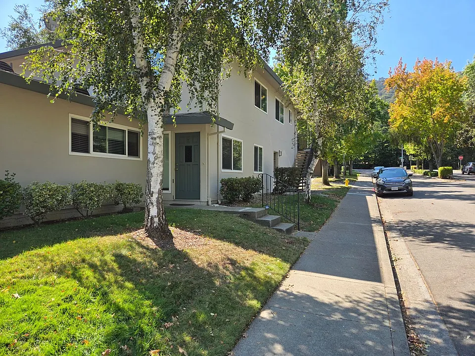 2288 Segundo Ct #2