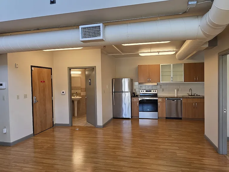 803 2nd St #301 — Photo 2