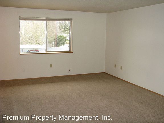 5th image of 4261 Tiffany Pl NE #11204792