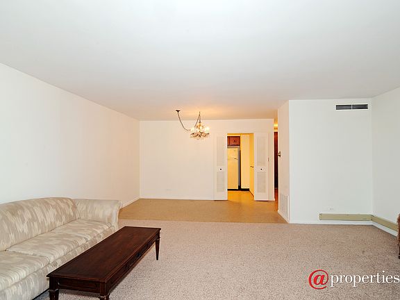 Living Room / Dining Room