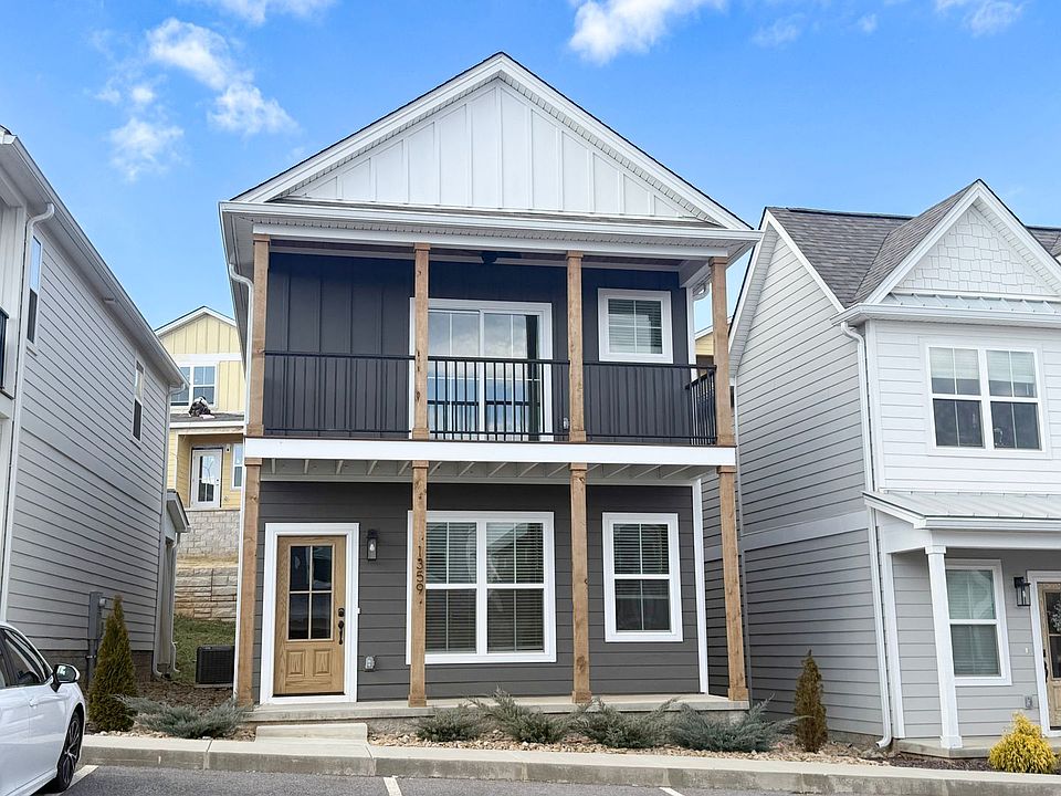 1st image of 1359 Belfair St