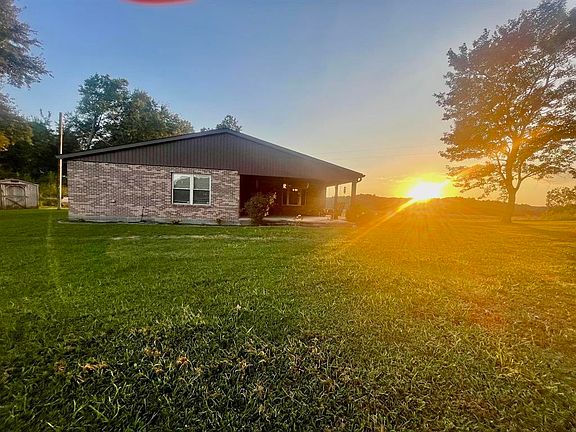 2nd image of 375 Herbert Rd