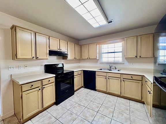 5th image of 5641 W Fountain St