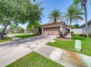 520 SW 176th Ave, Hollywood, FL 33029