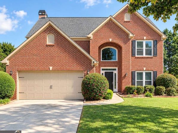 2435 Cross Springs Dr