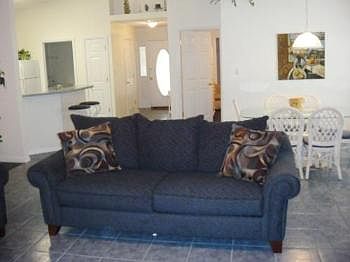 5th image of 186 Saint Johns Ct