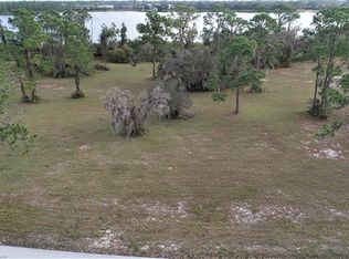 4068 Camp Shore Dr, Sebring, FL 33875