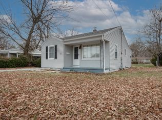 1923 W Scott St, Springfield, MO 65802