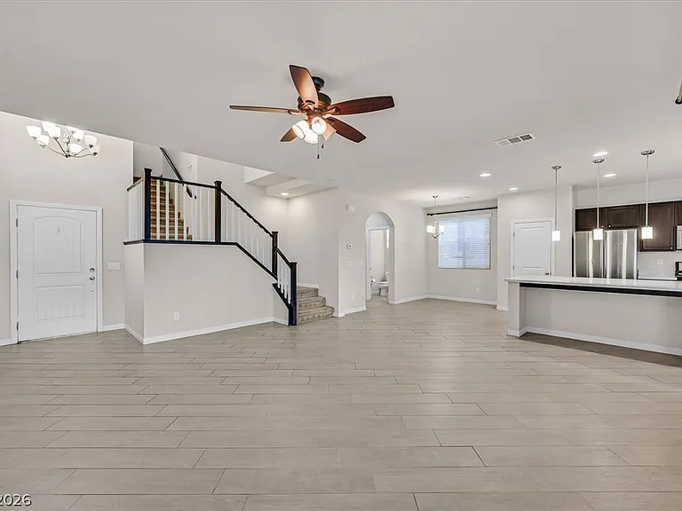 719 Orchard Course Dr — Photo 6