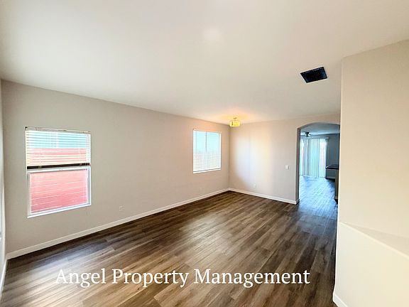 4th image of 22 Beaucanon Ct