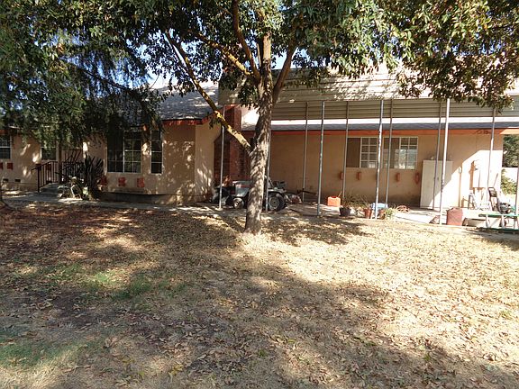 2nd image of 2401 N Linwood St Lot M