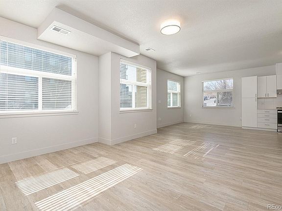 4th image of 2899 W 10th Avenue