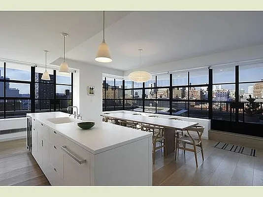 Sold by Stribling | media 7