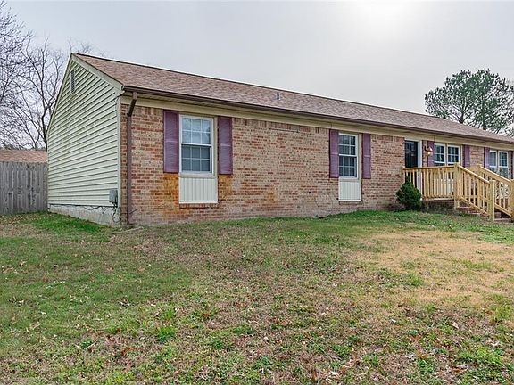 3rd image of 3457 Saint Clair Dr