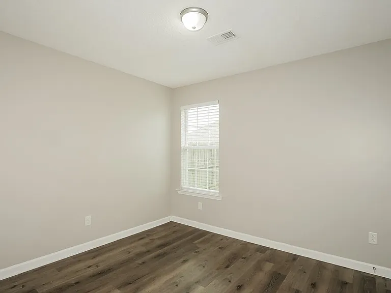 7959 Ridgedale Dr — Photo 12