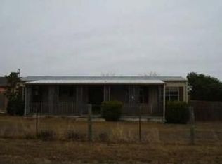 572 W Zipp Rd, New Braunfels, TX 78130