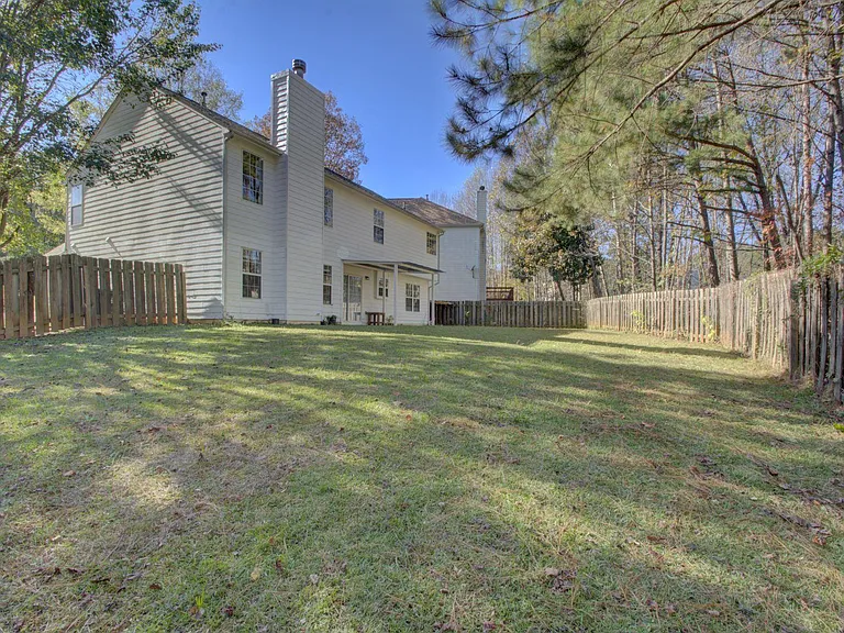 2820 Northcliff Dr — Photo 31