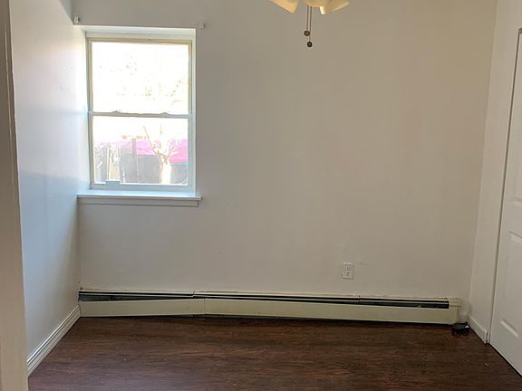 4th image of 80 Taft Ave APT 6