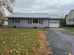 1427 Garr St, Bluffton, IN 46714