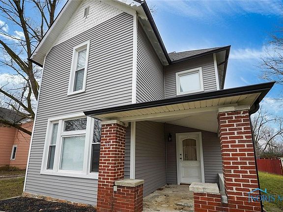 4th image of 117 N East St