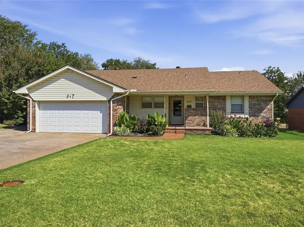 317 Ridgecrest Rd, Edmond, OK 73013