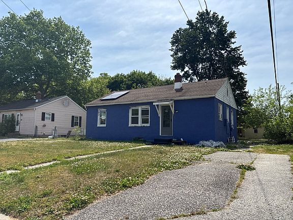 2nd image of 1309 2nd Ave