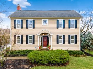2079 Guilford Rd, Upper Arlington, OH 43221