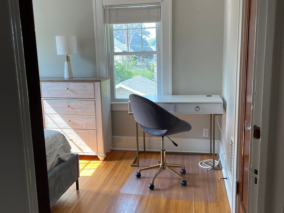 Furnished Room for rent