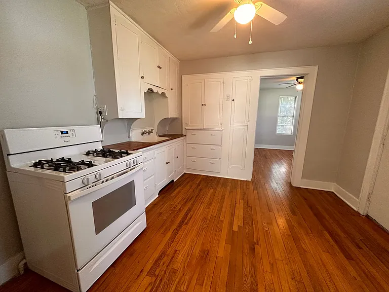 503 N Baumann Ave — Photo 7