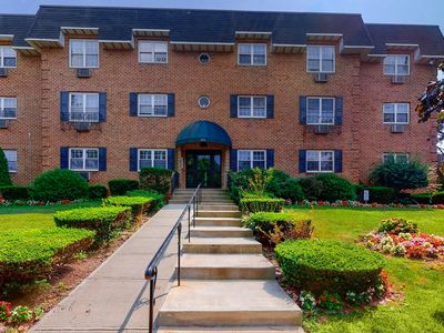 392 Maryland Ave #2B, Staten Island, NY, 10305